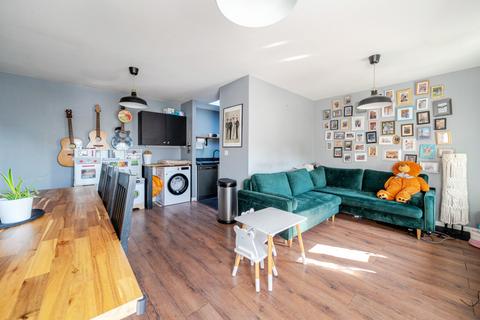 2 bedroom detached house for sale, Renard Rise, Stonehouse, Gloucestershire, GL10