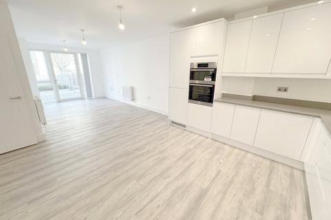 2 bedroom apartment to rent, Royal Engineers Way, London, NW7