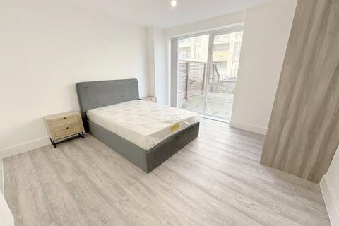 2 bedroom apartment to rent, Royal Engineers Way, London, NW7