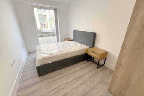 2 bedroom apartment to rent, Royal Engineers Way, London, NW7