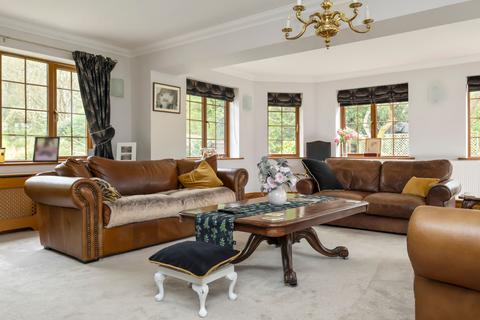 Adurvale Henfield Road, Small Dole, Henfield, BN5 9XH