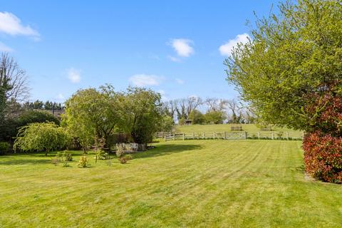 Adurvale Henfield Road, Small Dole, Henfield, BN5 9XH