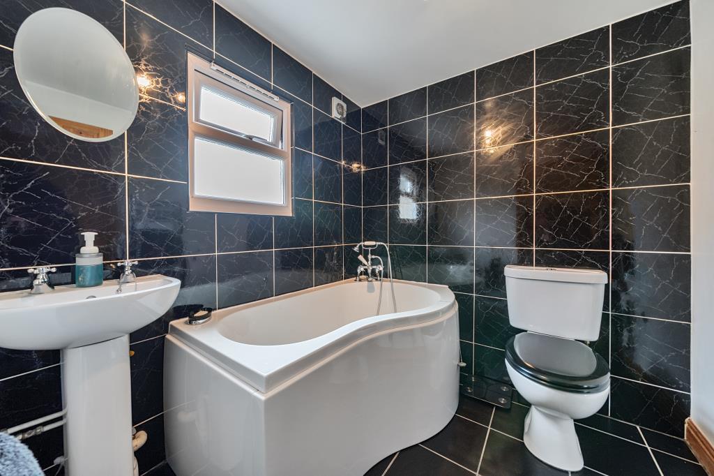 Family bathroom