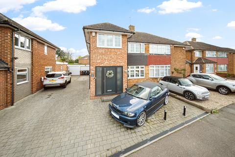 17 Imperial Drive, Gravesend, DA12 4LL