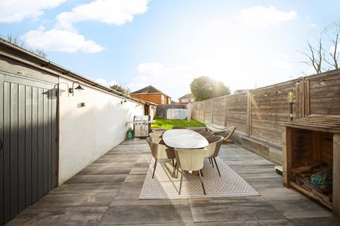 17 Imperial Drive, Gravesend, DA12 4LL