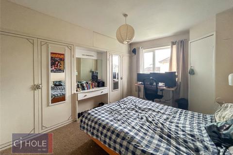 4 bedroom end of terrace house to rent, The Mead, Filton, Bristol, BS34