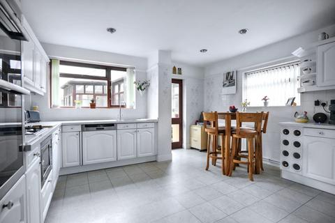 4 bedroom detached house for sale, Mill Lane, Blue Bell Hill, ME5