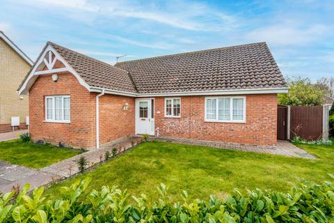 11 Bosquet Close, Lowestoft, NR32 4WU