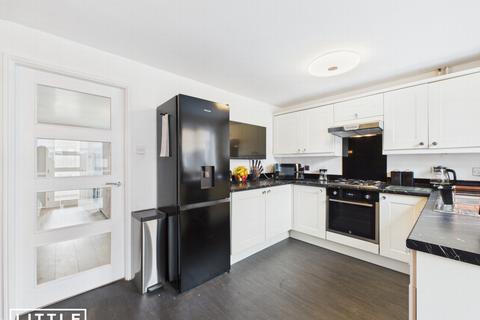 3 Worcester Close, St Helens, WA10 3XZ