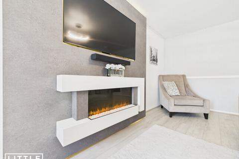 3 Worcester Close, St Helens, WA10 3XZ