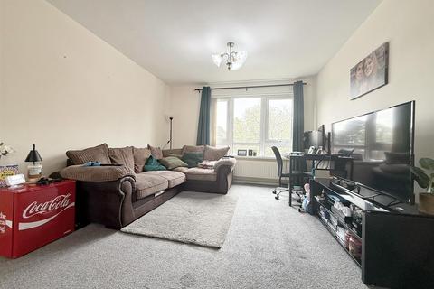 2 bedroom flat for sale, Woodfield Close, Sutton Coldfield