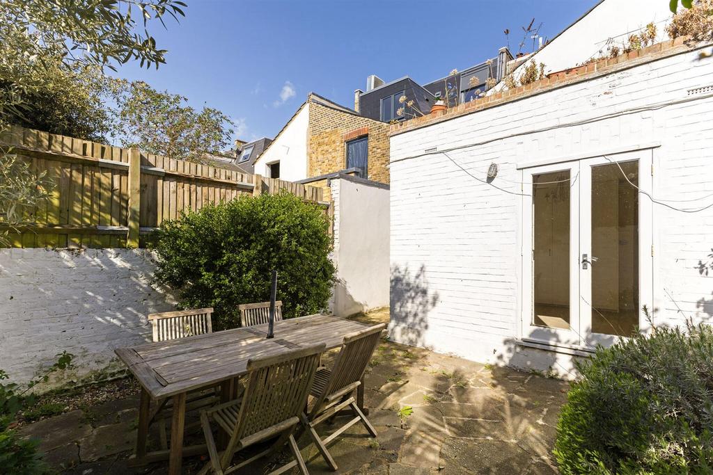 90363 Ground Floor Flat 68 Burnfoot Avenue (21) lo