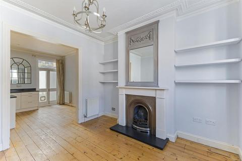 2 bedroom flat for sale, Burnfoot Avenue, London, SW6