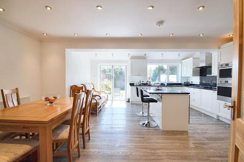 undefined, South Wonston