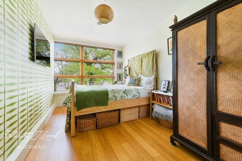 Westcombe Park Road, London