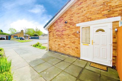 2 bedroom semi-detached bungalow for sale, Bracken Dale, East Goscote, LE7