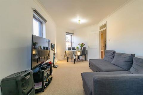 1 bedroom flat to rent, Endwell Road, London SE4