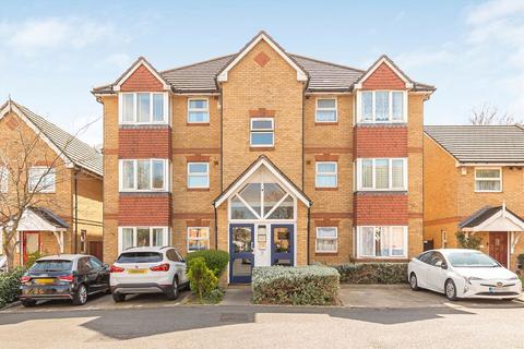 Flat 3, Worcester House Hollygrove Close, Hounslow, TW3 3NE