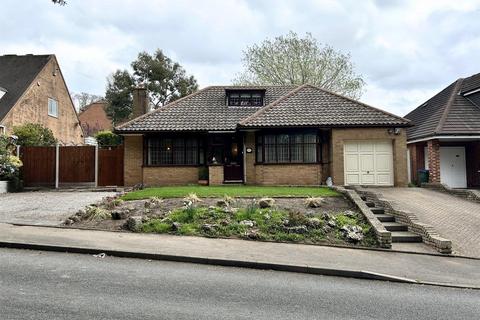 2 bedroom detached bungalow for sale, Hayseech, Cradley Heath