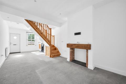 2 bedroom terraced house to rent, Long Lane, Bexleyheath, DA7