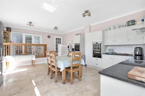 7 bedroom detached house for sale, Picketts Hill, Headley, Hampshire