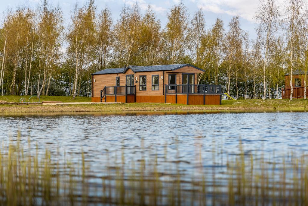 Swan Lake Country Park (Swineshead)-22.jpg