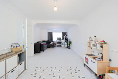 3 bedroom semi-detached house for sale, Whitegate Gardens, Harrow