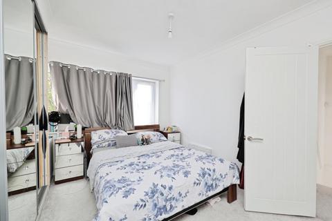 3 bedroom semi-detached house for sale, Whitegate Gardens, Harrow