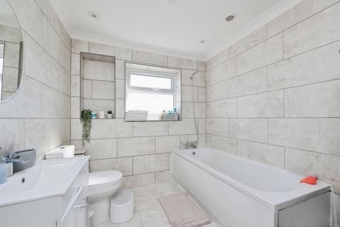 3 bedroom semi-detached house for sale, Whitegate Gardens, Harrow