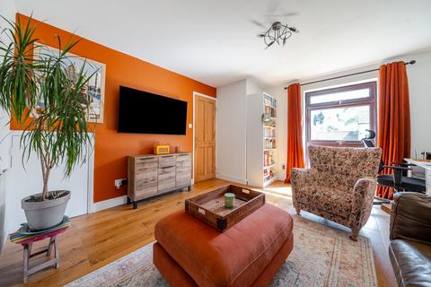 84 Lowden Close, Winchester, SO22 4EW