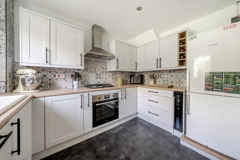 84 Lowden Close, Winchester, SO22 4EW