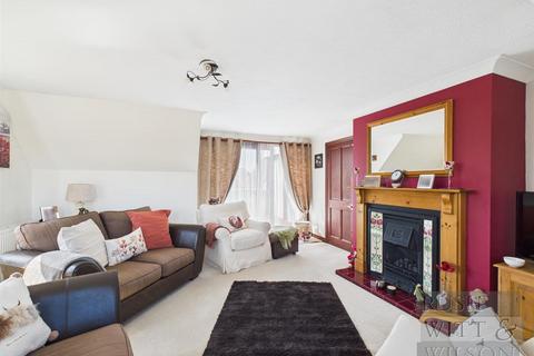 4 bedroom detached house for sale, Glenview Close, Hastings
