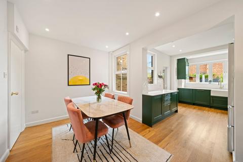 6 Station Road, Claygate, Esher, KT10 9DH