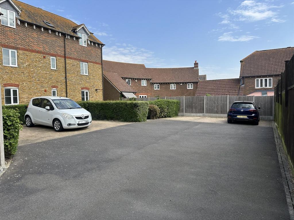 Chetney View - Parking