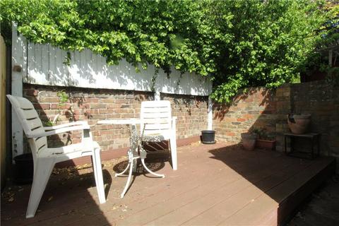 2 bedroom terraced house to rent, Albany Road, Brentford, TW8