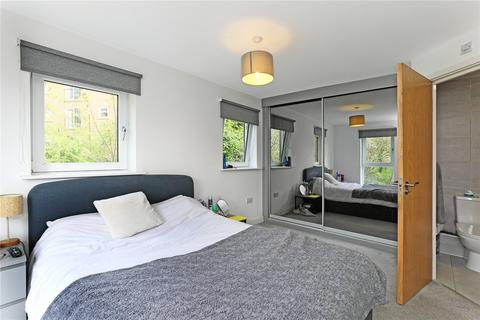 14 Carnforth Avenue, Wakefield, WF1 2GD