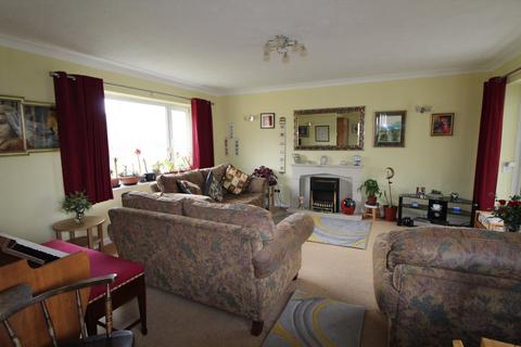 2 bedroom detached bungalow for sale, Gledhow Drive, Oxenhope, Keighley, BD22