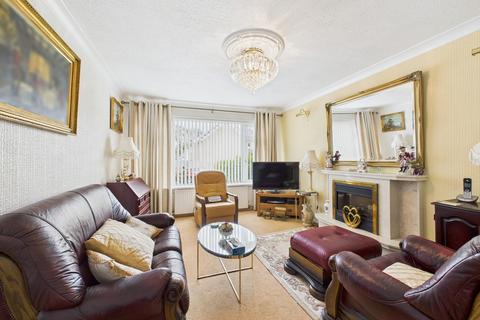 2 bedroom ground floor maisonette for sale, Cefn Graig, Cardiff. CF14