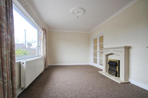 2 bedroom detached bungalow to rent, Rowton Road, Shrewsbury