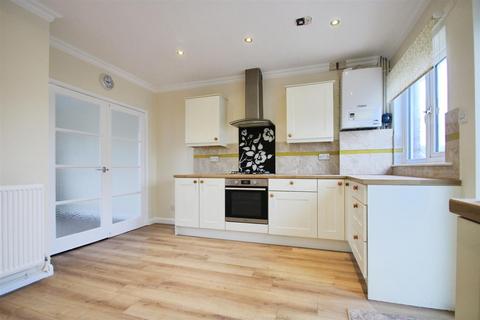 2 bedroom detached bungalow to rent, Rowton Road, Shrewsbury