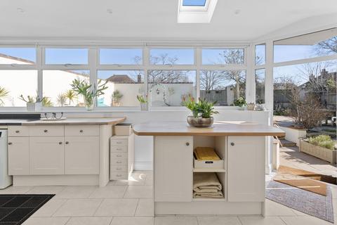 5 bedroom detached house for sale, Rattle Road, Pevensey BN24