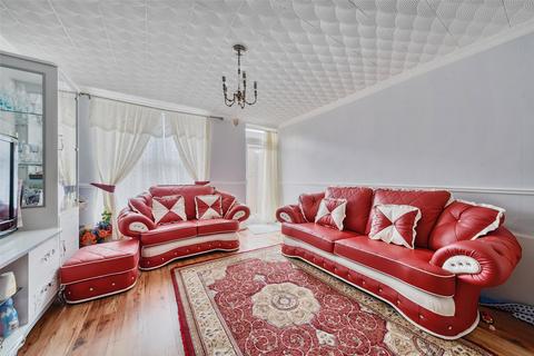 3 bedroom terraced house for sale, Grace Close, London