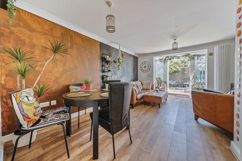undefined, The Shearings, Old Town, Swindon, SN1