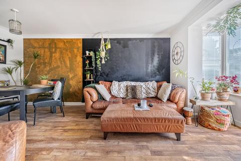 undefined, The Shearings, Old Town, Swindon, SN1