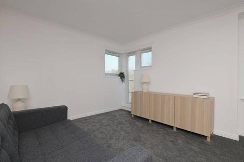 47/3 Bavelaw Road, Balerno, EH14 7AA