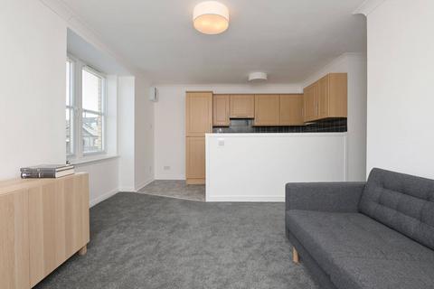 47/3 Bavelaw Road, Balerno, EH14 7AA