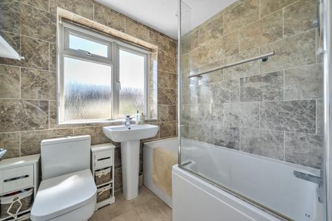 9 The Crescent, Mortimer Common, Reading, RG7 3RX