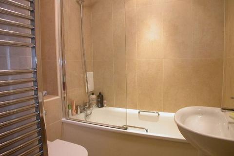 2 bedroom flat to rent, NORTH STATION