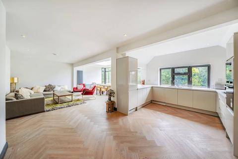 23 Silver Lane, Purley, CR8 3HJ