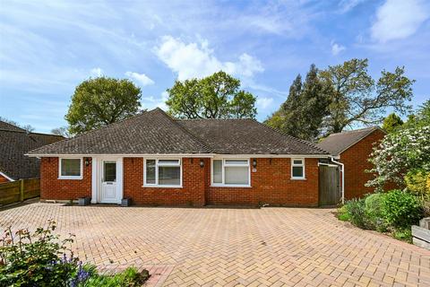 17 Fryatts Way, Bexhill-on-sea, TN39 4LW